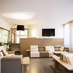 Palme 4*